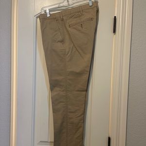 Cremieux Comfort Stretch Khakis